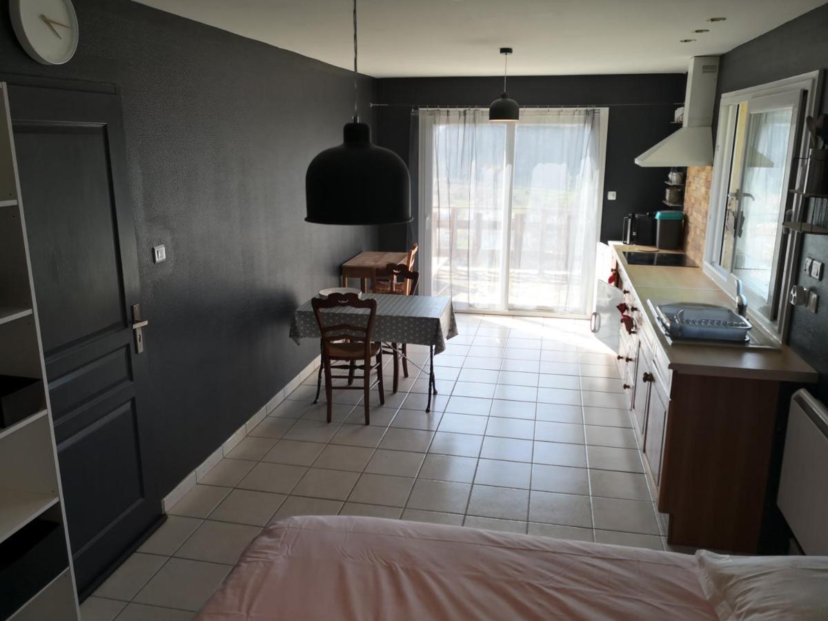 Chambre Meublee Avec Vue Panoramique A Perigueux Sanilhac  Eksteriør bilde