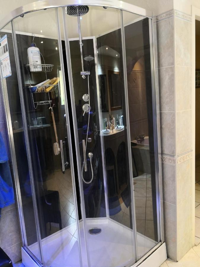Chambre Meublee Avec Vue Panoramique A Perigueux Sanilhac  Eksteriør bilde